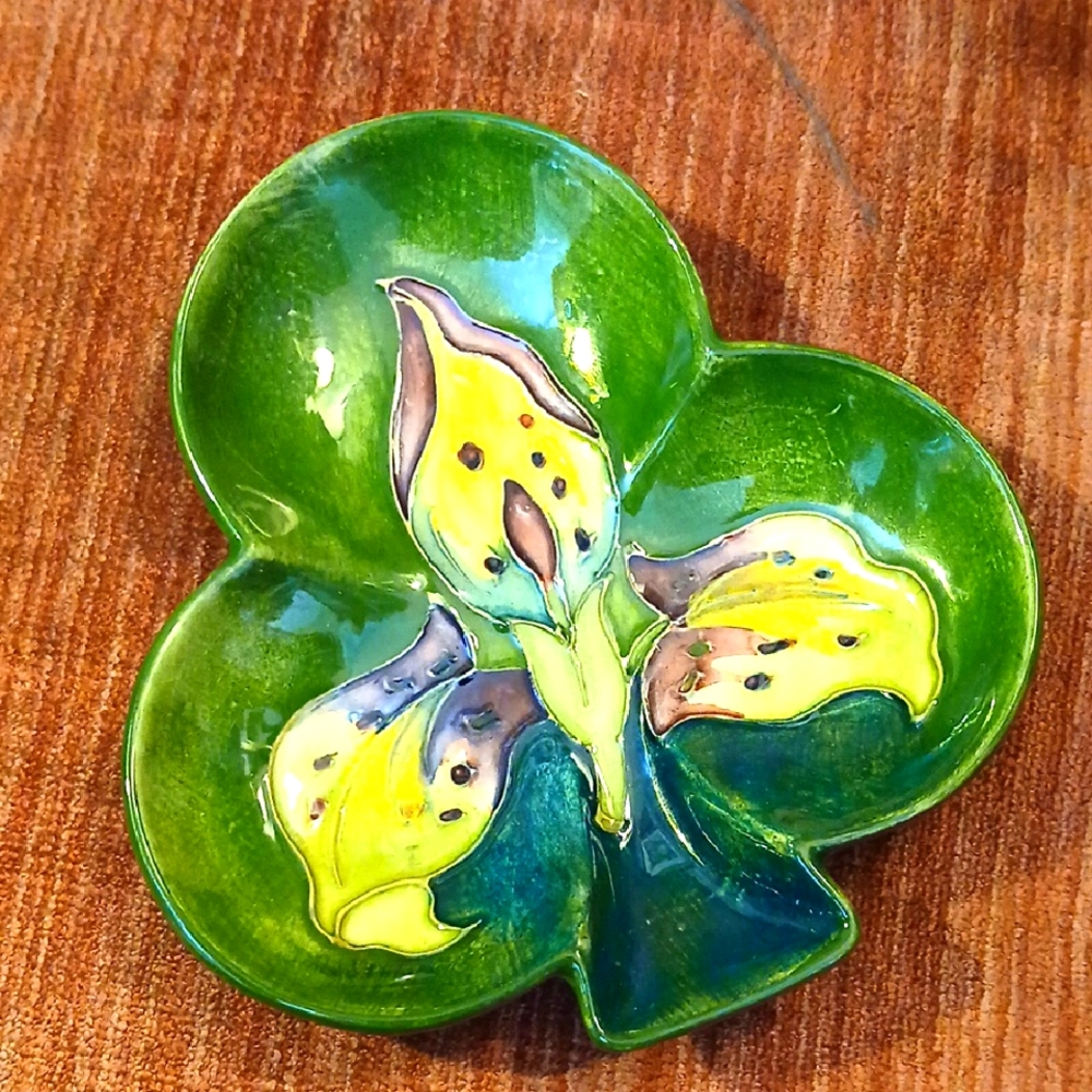 Green and Yellow ARUM LILY Moorcroft Leaf Dish